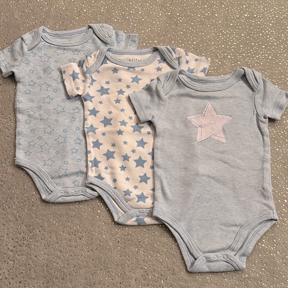 3-pack star onesies
